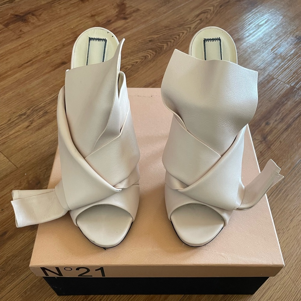 N21 mules